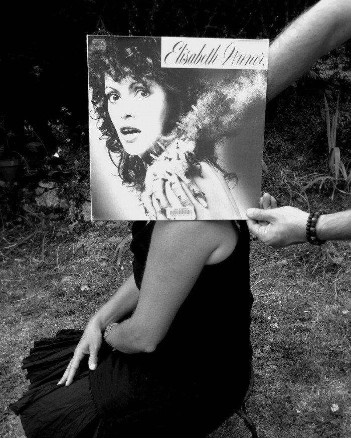 Позитивний фотопроект & laquo; Sleeveface & raquo;