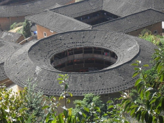 Старинный замок тулоу в провинции Фуцзянь