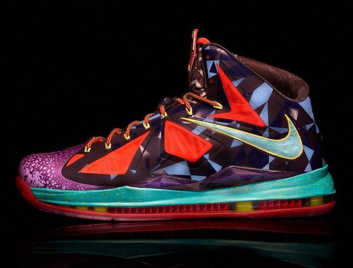 NIKE presented the sneakers for LeBron James
