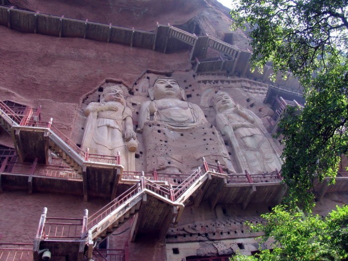 Mayzhishan & ndash; temple of two hundred caves