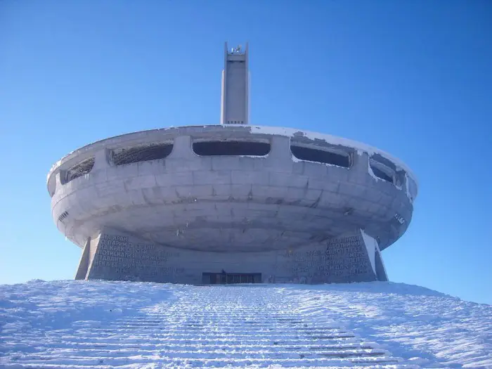 Самый большой памятник коммунизму в Болгарии