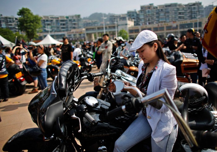 Chinese & careless riders & raquo;