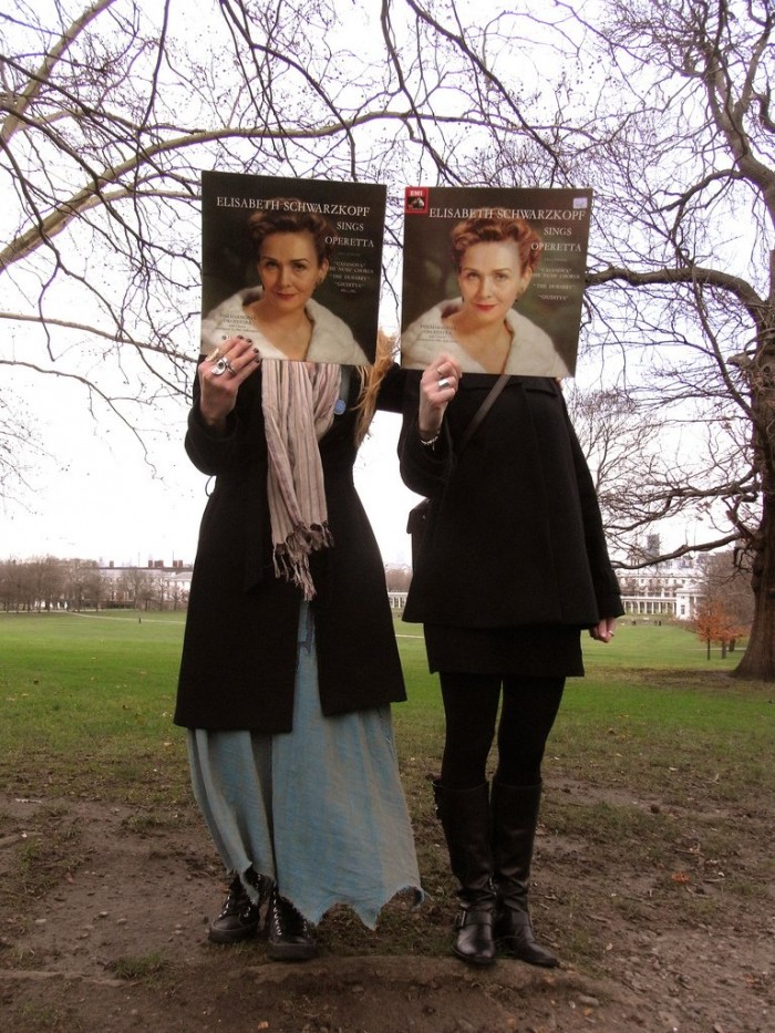 Позитивний фотопроект & laquo; Sleeveface & raquo;