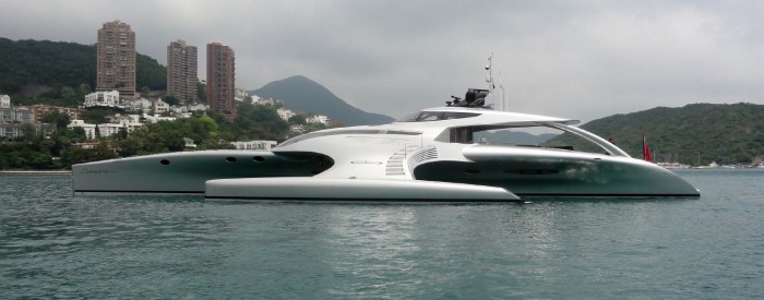 Superyacht & Adastra & raquo; running iPhone or iPad