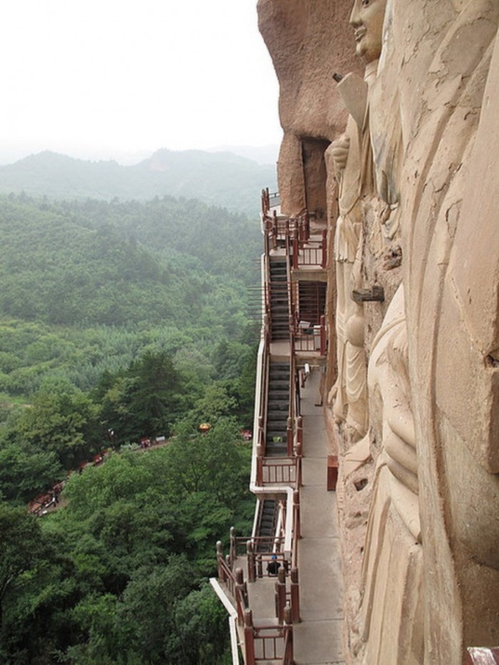 Mayzhishan & ndash; temple of two hundred caves