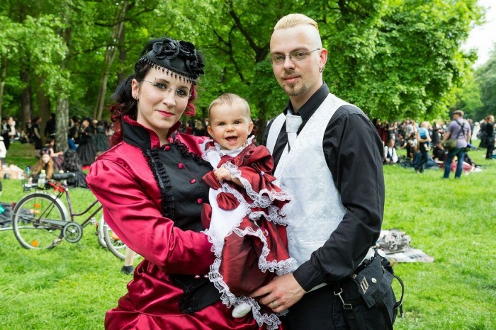 Фестиваль вэйва, готики и стимпанка «Wave-Gotik Treffen 2013»