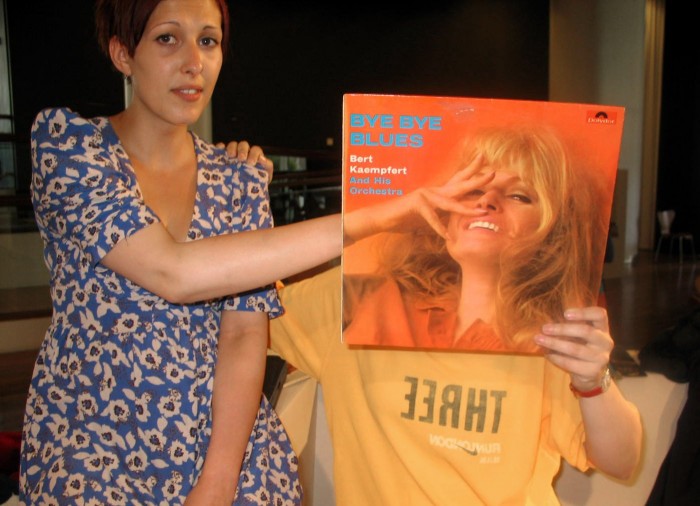 Позитивний фотопроект & laquo; Sleeveface & raquo;