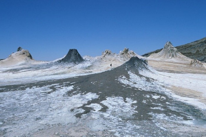 Оль Дойньо Ленгаи – самый холодный действующий вулкан в мире