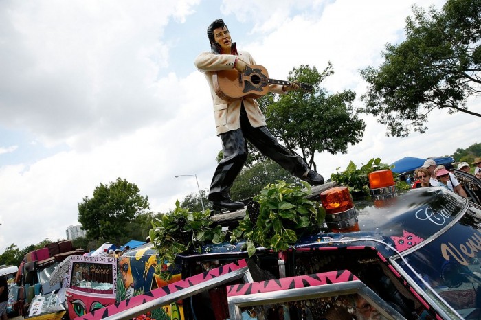 Виставка автомобілів & laquo; Art Car Parade & raquo; в Х'юстоні