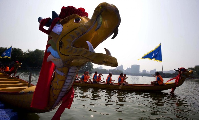 Dragon Boat Racing in Hong Kong