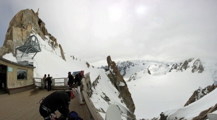 Midday peak Aiguille du Midi