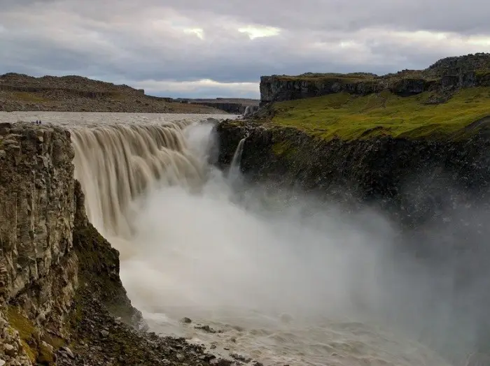 Самый мощный в Европе водопад Деттифосс