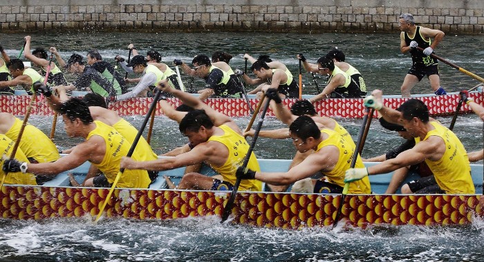 Dragon Boat Racing in Hong Kong