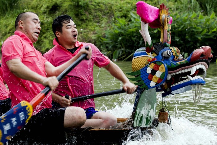 Dragon Boat Racing in Hong Kong