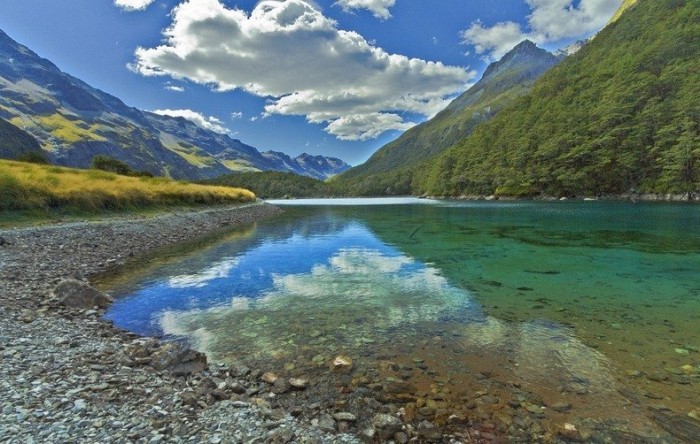 Rotomairewhenua & ndash; the most transparent lake in the world