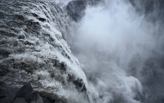 Найпотужніший в Європі водоспад Деттіфосс