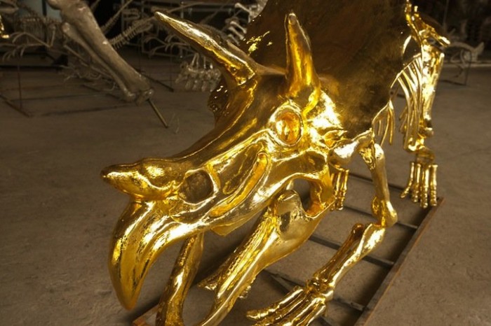 The golden skeletons of dinosaurs Louis Vuitton