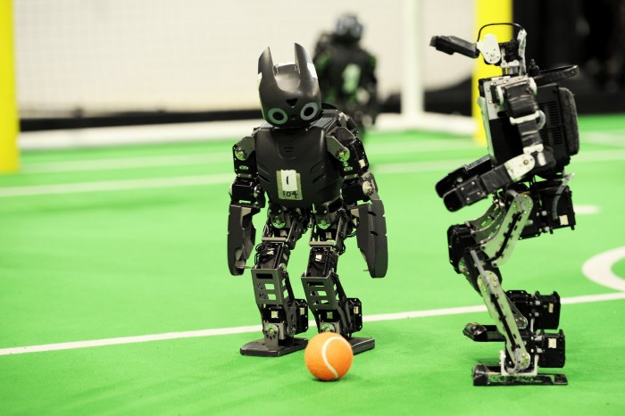 Выставка роботов «RoboCup 2013» в Нидерландах