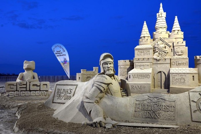 Фестиваль скульптур из песка в Хэмптоне