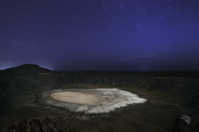 Pearl White Crater Al-Waba