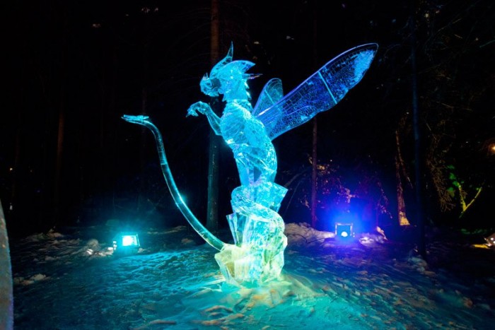 Sculptures from a single piece of ice