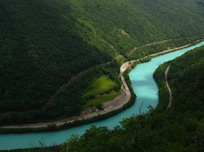 The Socha River & emerald gift to extremals