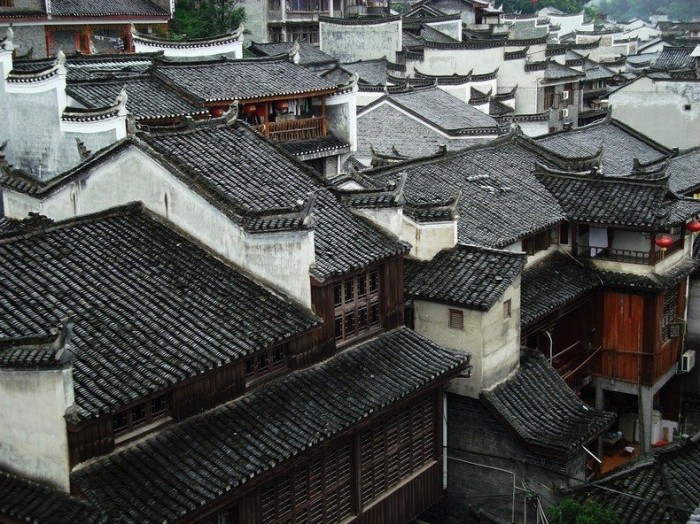 Fenghuang & ndash; city of frozen time