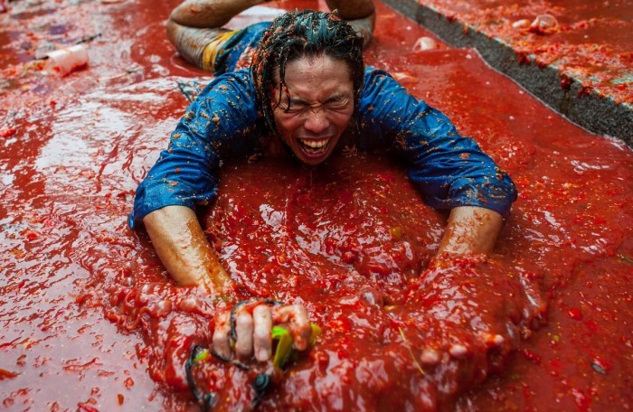 Фестиваль «La Tomatina 2013»: сделай все красным