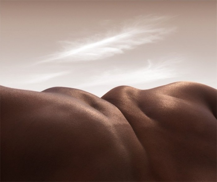 Landscapes of Carl Warner's human bodies