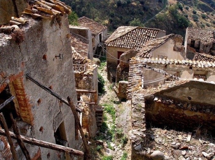 Ghost Towns in Italy
