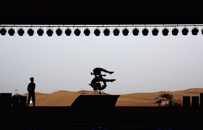 Desert Lotus Hotel & ndash; квітка в співаючих пісках
