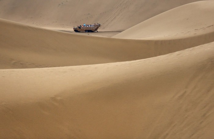 Desert Lotus Hotel & ndash; квітка в співаючих пісках