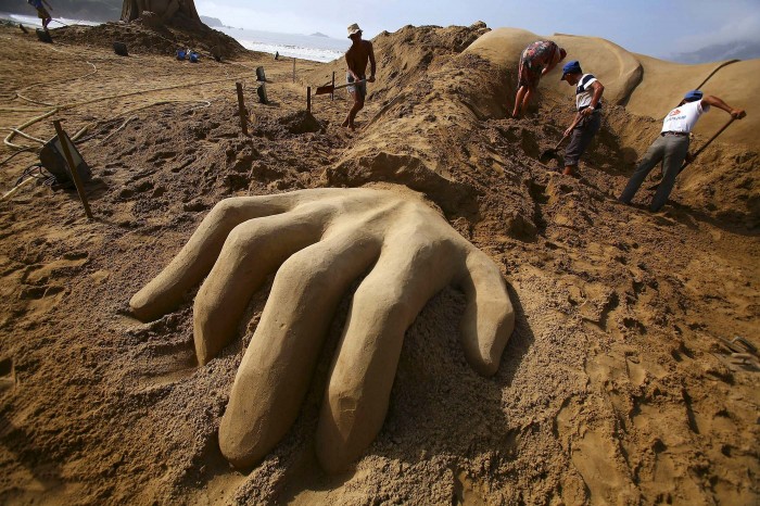 Giant sculptures made of sand