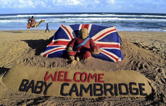 Giant sculptures made of sand