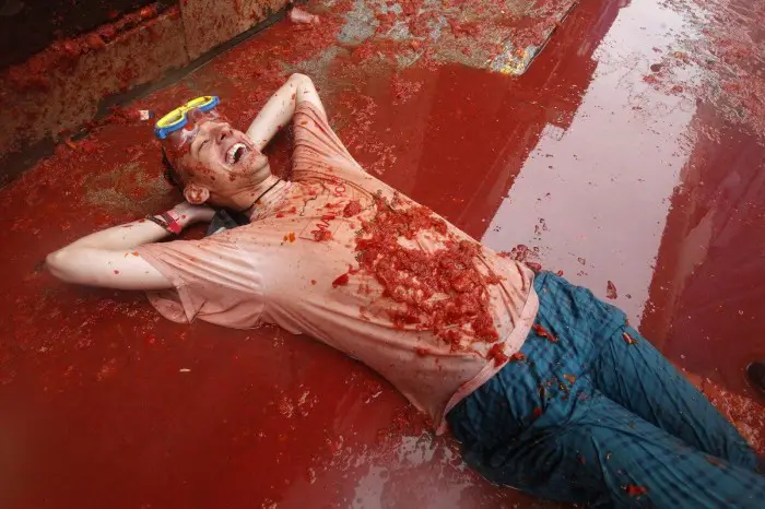 Фестиваль «La Tomatina 2013»: сделай все красным
