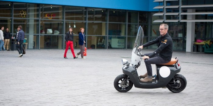 Electric scooter made from hemp, flax and resin