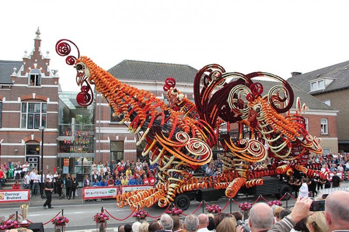 Giant floral parade sculptures