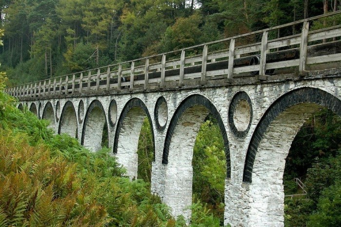 The world's largest water-lifting wheel