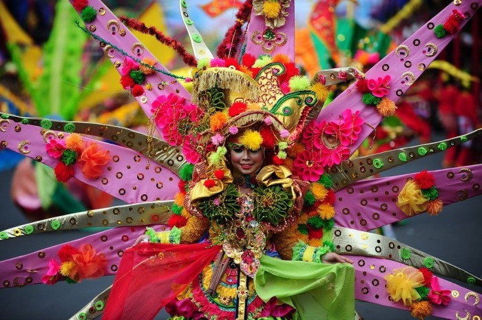 Карнавал моды «Jember Fashion Carnaval» в Индонезии