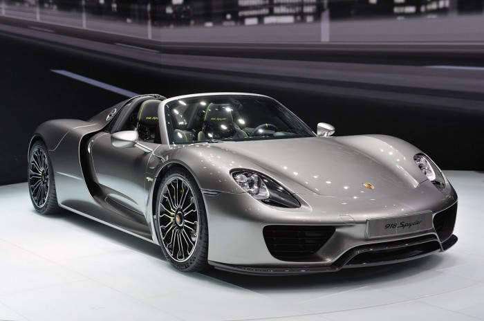 Frankfurt Motor Show 2013: Beauty and Speed