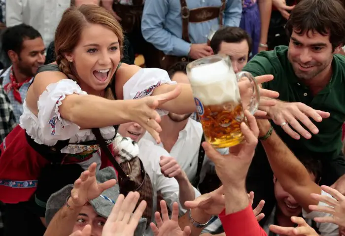 В Германии открылся очередной пивной фестиваль «Oktoberfest»