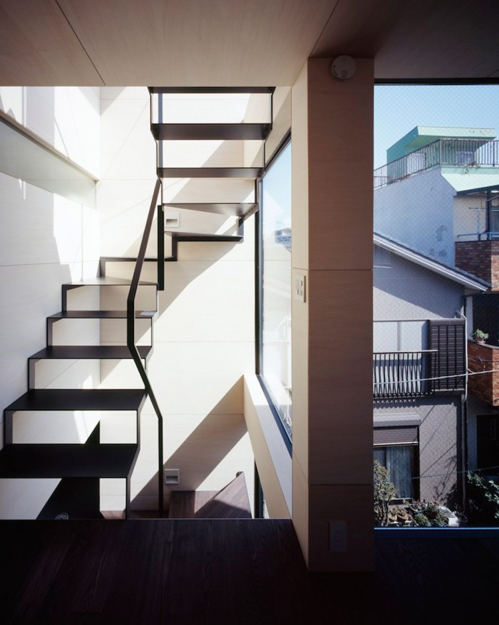 Narrow vertical house in Japan