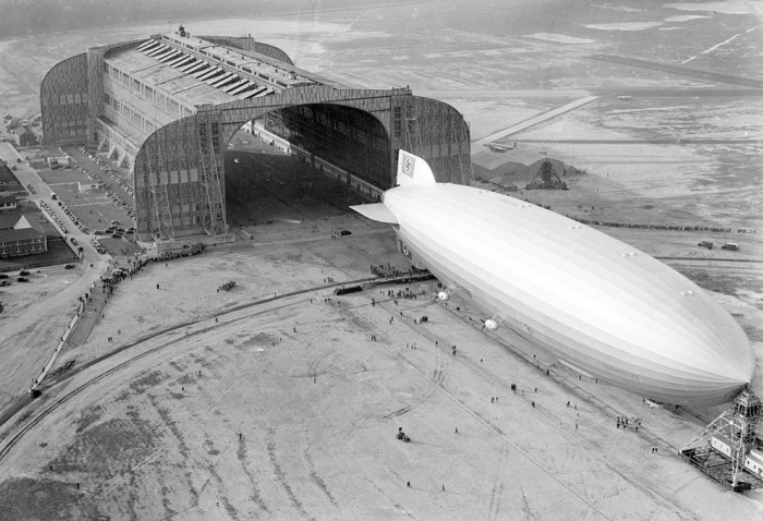 Airships: four centuries of history