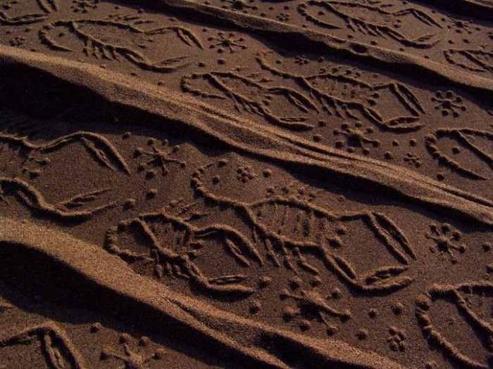 Малюнки на піску в проекті & laquo; Sand Prints & raquo;