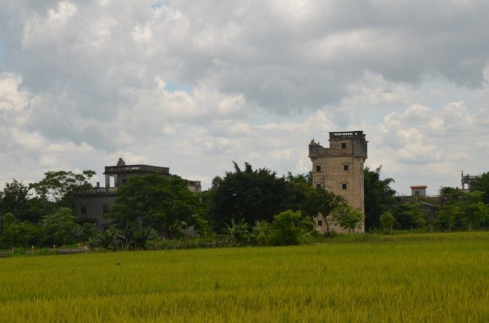 House-towers of dyalow in China