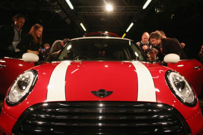 BMW has introduced a new generation of MINI Cooper