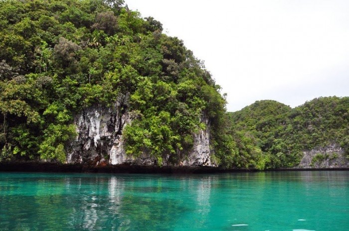 Palau & ndash; country of countless islands