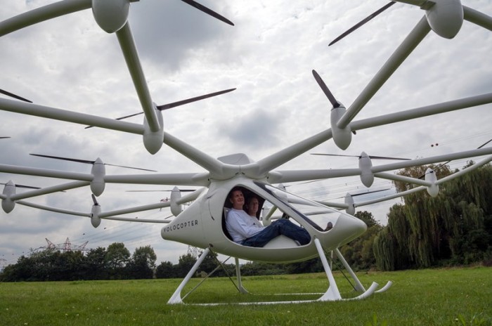 The first successful electronic helicopter E-Volo VC200