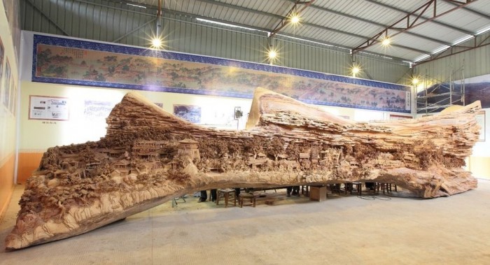 The biggest wooden sculpture in the world