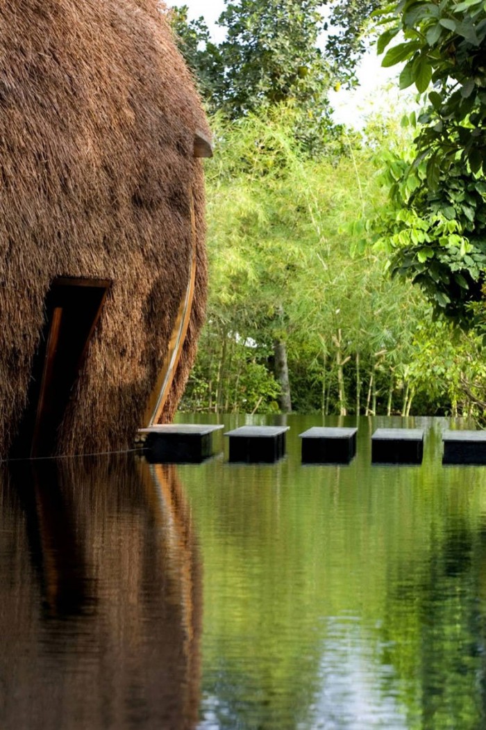 Bamboo bar without a single nail